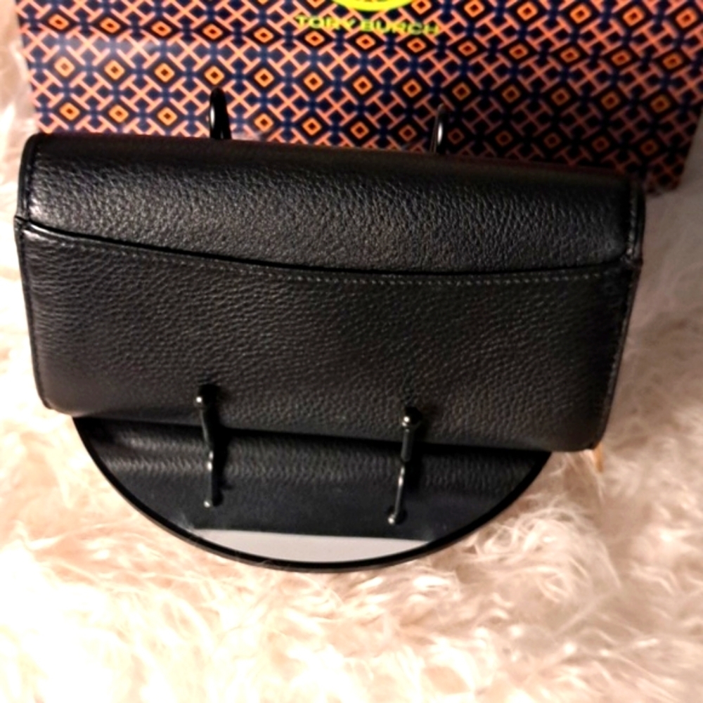Tory Burch Britten Duo Envelope Continental Wallet EUC - Picture 4 of 14